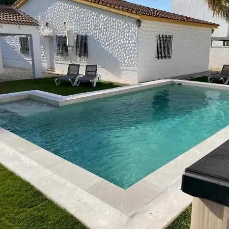 Barbara Con Gran Piscina Y Jacuzzi * Chiclana de la Frontera